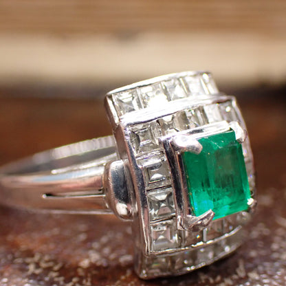 昭和レトロ ヴィンテージジュエリー 透かし 和デコ ザマス デザインリング 指輪 Pt900 エメラルド 0.83ct ダイヤモンド 1.3ct シルバーカラー MOR00699