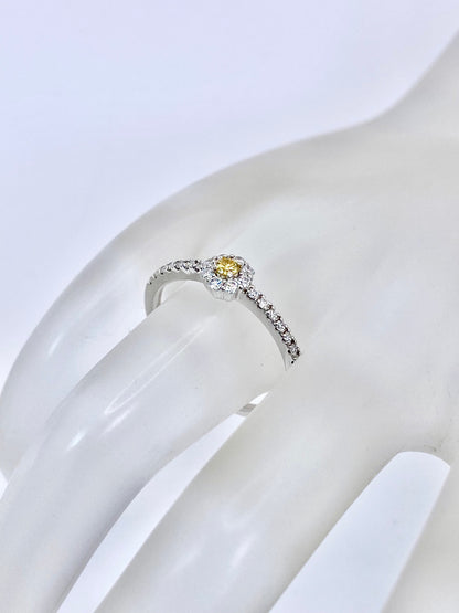 FANCY VIVID YELLOW ダイヤモンド 0.055ct / ダイヤモンド 計0.19ct Pt950 リング 12号【リフレッシュメント(新品仕上げ・補修・洗浄等済)】【3日以内返品可（※カード/キャリア決済の場合）】