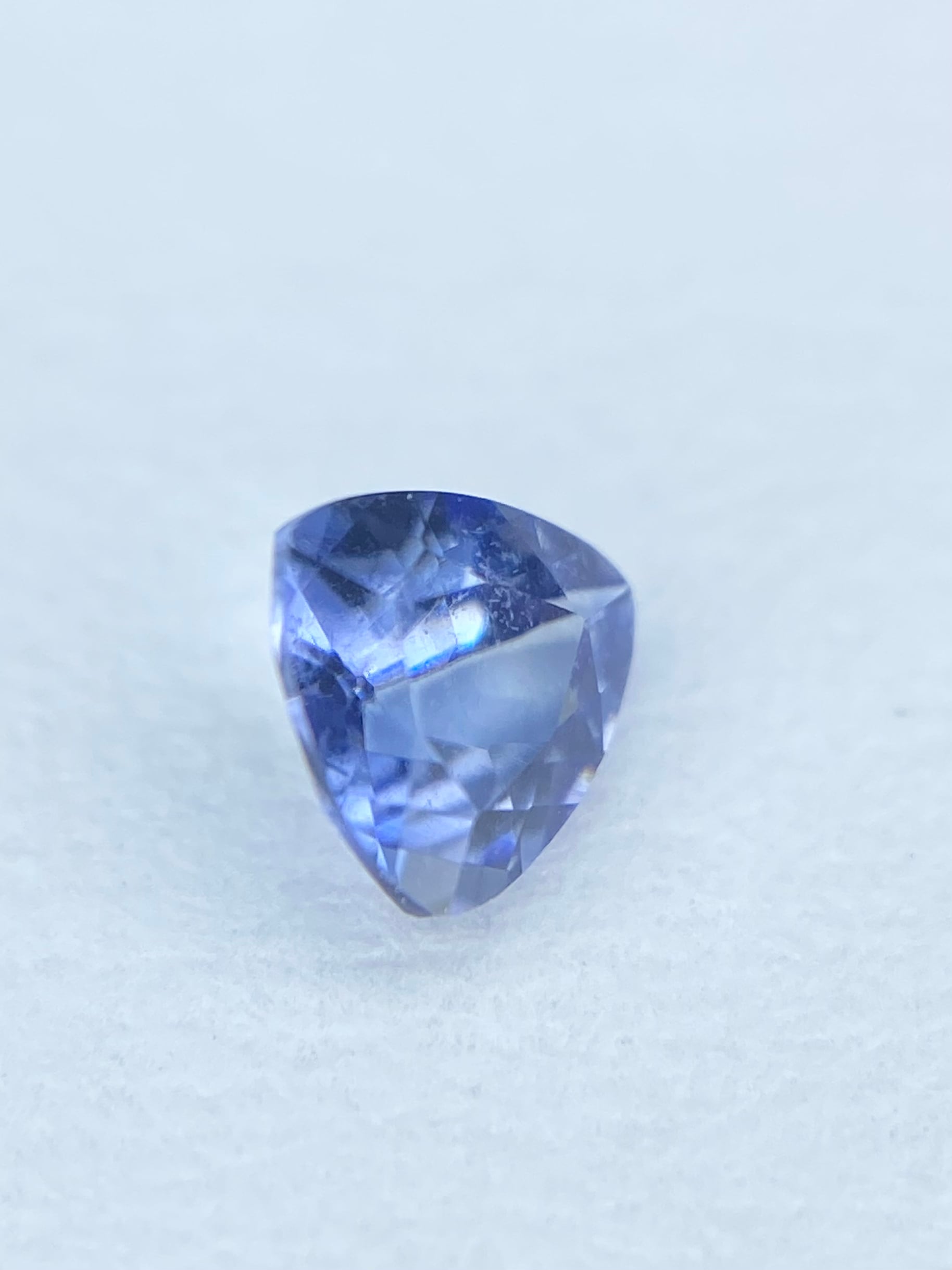 ベニトアイト 0.14ct ルース 3枚目