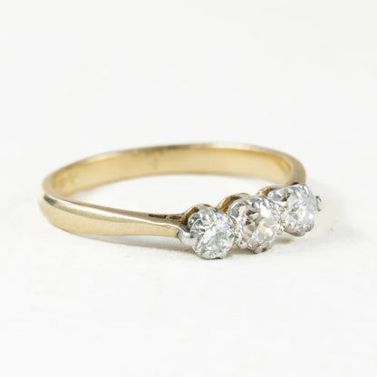 イギリス  アンティークジュエリー 3stone K18 /Pt  ゴールド コンビカラー シンプルデザイン リング オールドカットダイヤモンド 約0.2ct  1900年初頭頃  DR00726