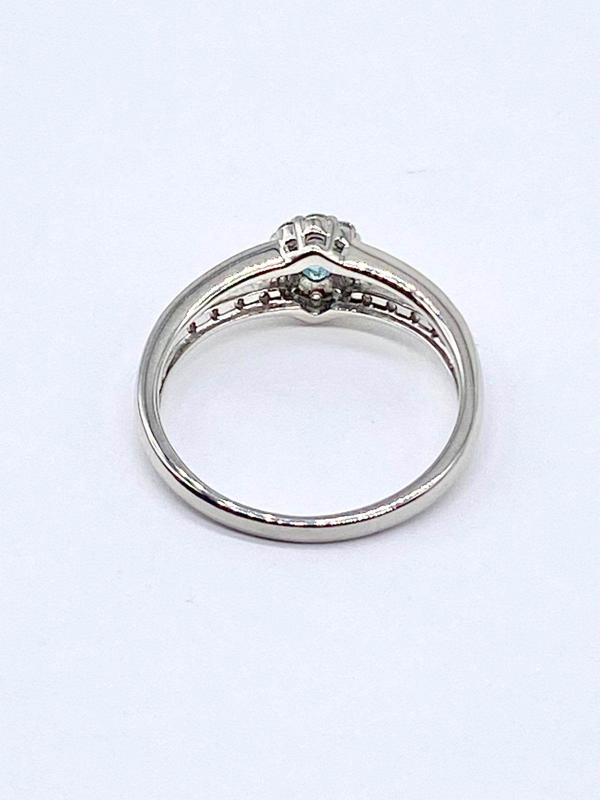 グランディディエライト 0.117ct / ダイヤモンド 計0.22ct Pt900 リング【リフレッシュメント(新品仕上げ・補修・洗浄等済)】【3日以内返品可（※カード/キャリア決済の場合）】【動画リンク　Twitter/X】あり
