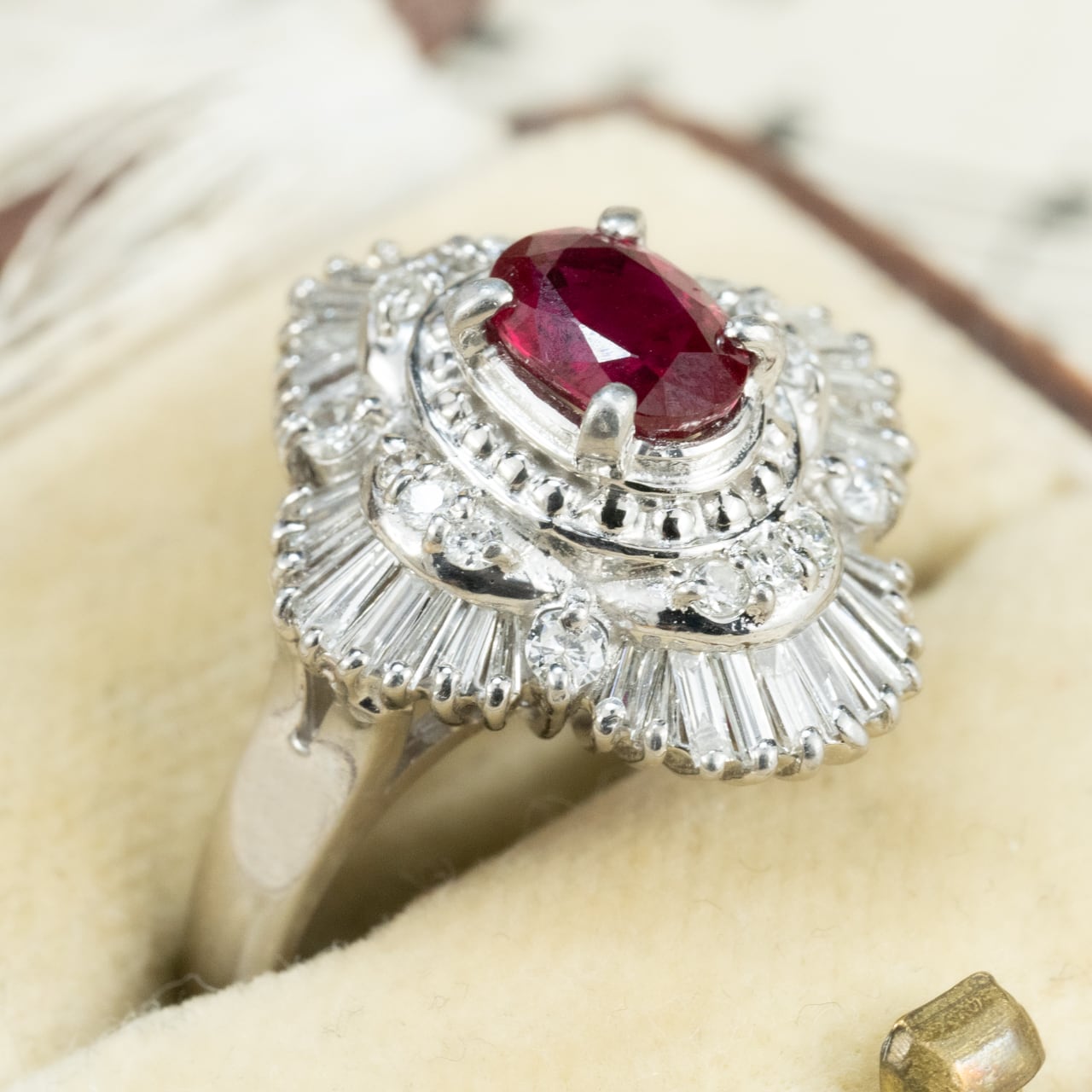 昭和ジュエリー ルビー ダイヤモンド リング Pt900 0.92ct 0.76ct ヴィンテージ 昭和レトロ プラチナ 指輪 MOR00697