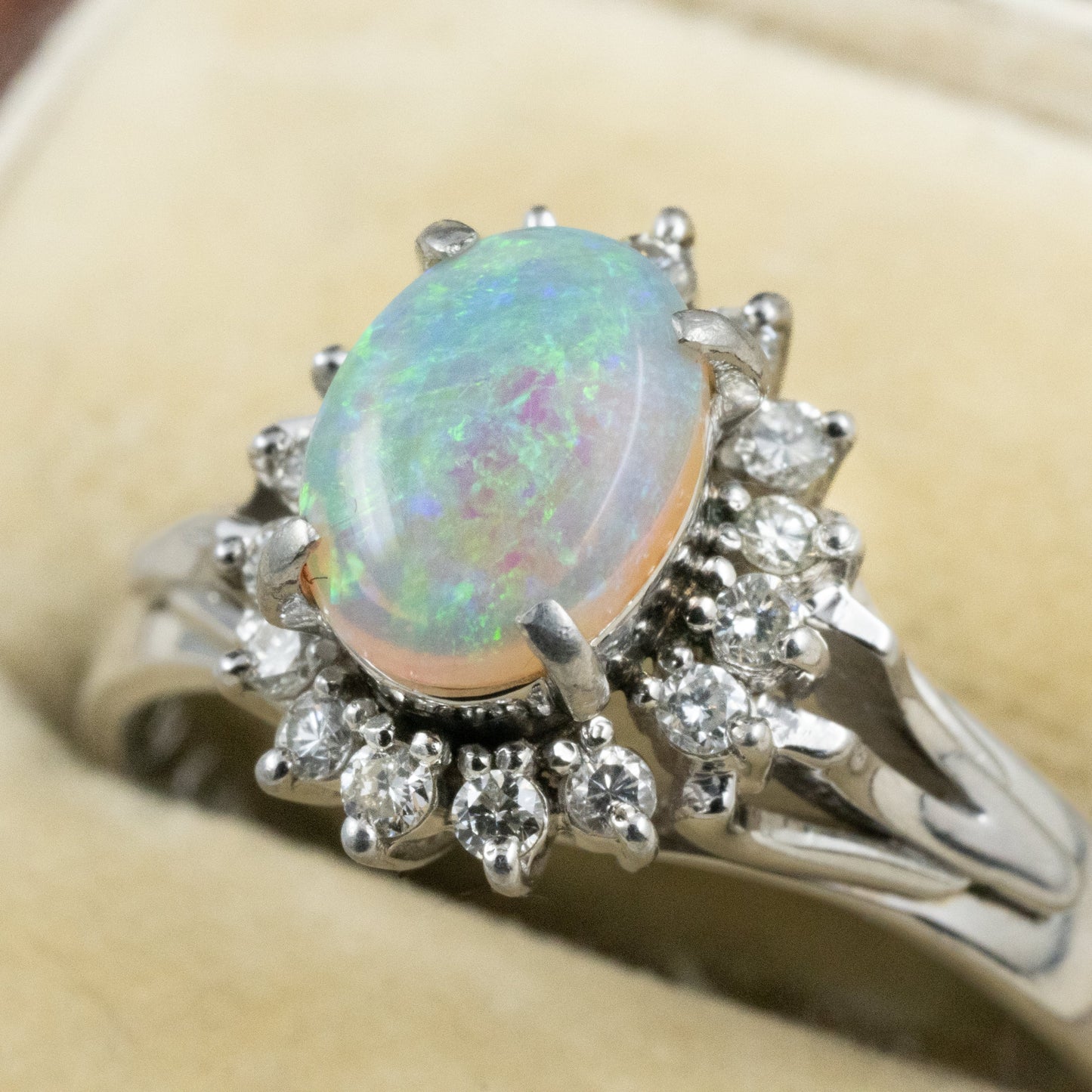 昭和ジュエリー オパール ダイヤモンド リング Pt900 0.78ct ヴィンテージ 昭和レトロ 指輪 プラチナ MR00765