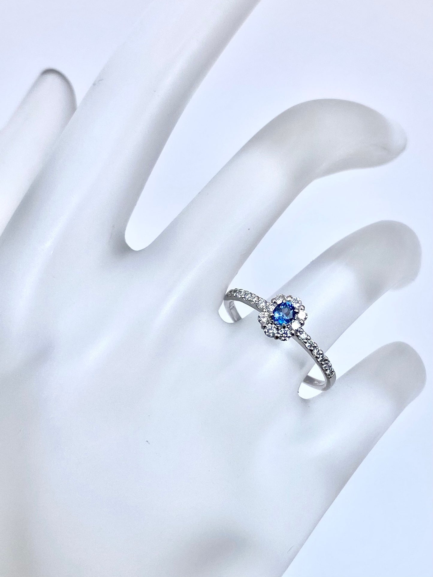 【新品】ガーナイト 0.161ct / ダイヤモンド 計0.23ct Pt900 リング【3日以内返品可（※カード/キャリア決済の場合）】