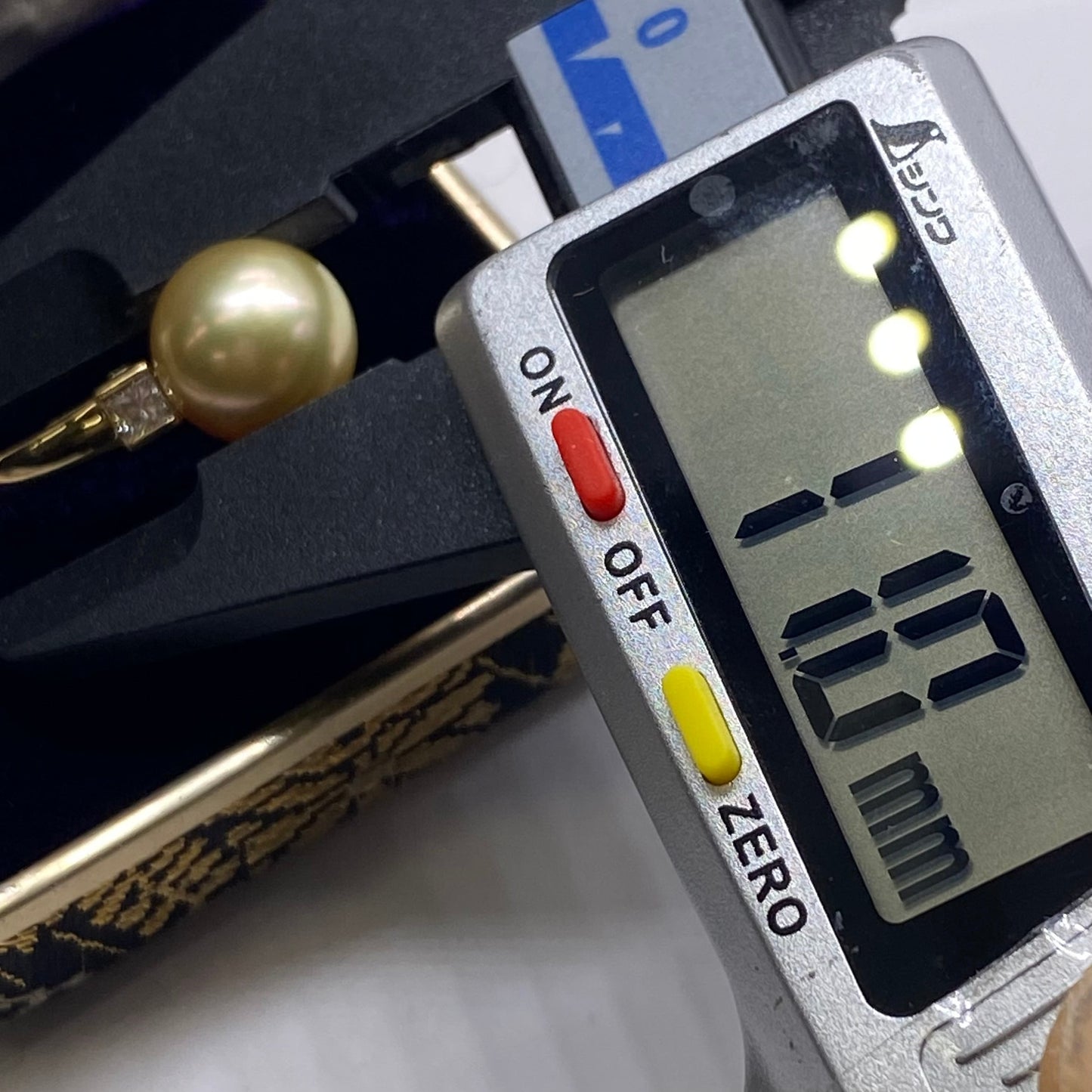 ミキモト K18 リング  気品漂うゴールデンパールが魅力的な指輪 〜落ち着いた金色の輝きを指にまとう喜びをあなたに〜 OKR00231