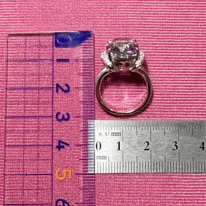 ヴィンテージジュエリー シルバーカラー ホワイトゴールド  K18WG ミスティックトパーズ 11.695ct  ダイヤモンド 0.10ct  OKR00248