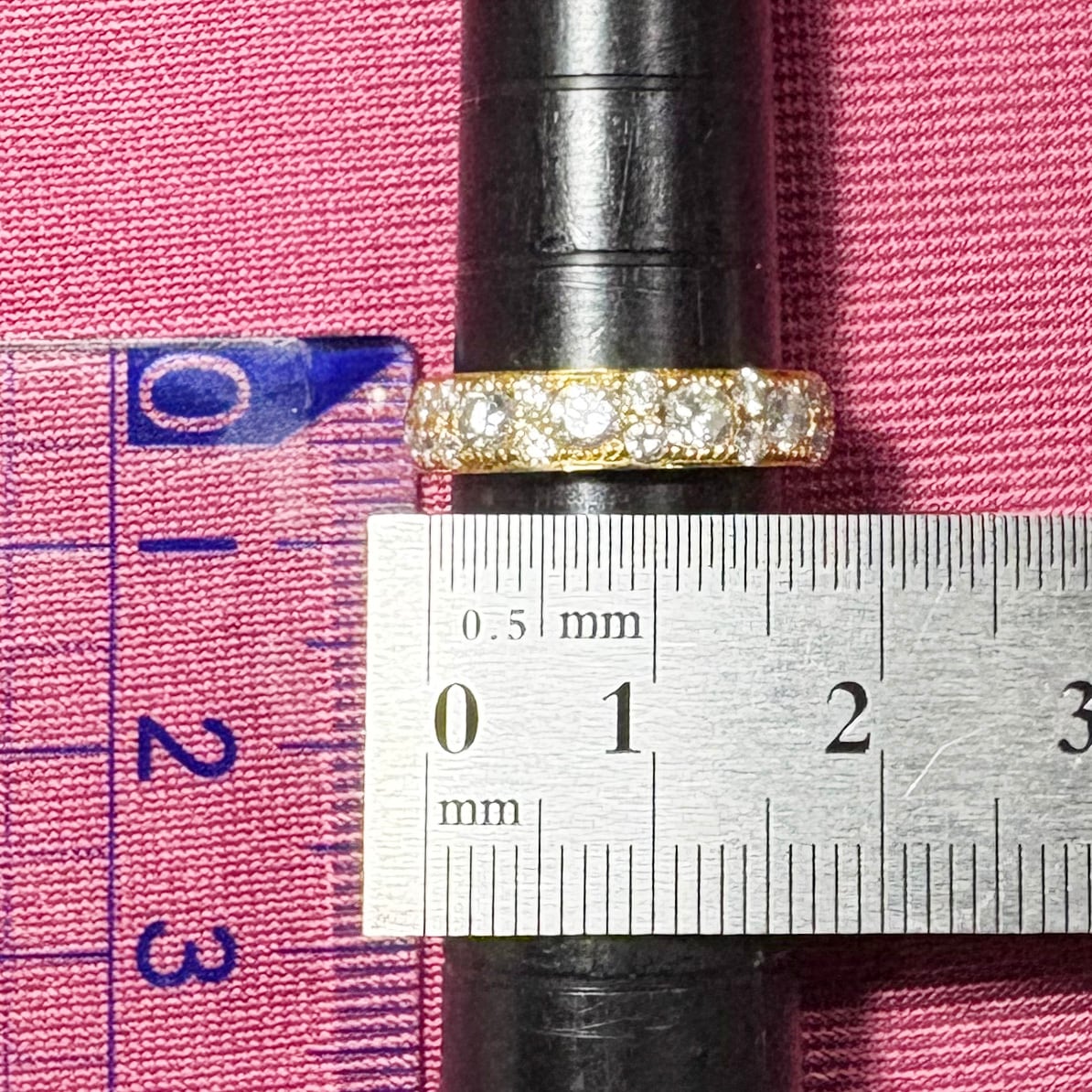 【日本の作品】 K18 デラックスリング グラデーションパヴェ  D1.04 〜零れ落ちるような光のシャワーを指先に〜 MR00804