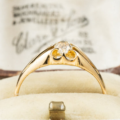 イギリスアンティーク ジュエリー K18 オールドマインカットダイヤモンド 約0.5ct ベルチャーセッティング 1905年製 バーミンガム 彫り装飾 ゴールド リング DR00776  Daisy Ring
