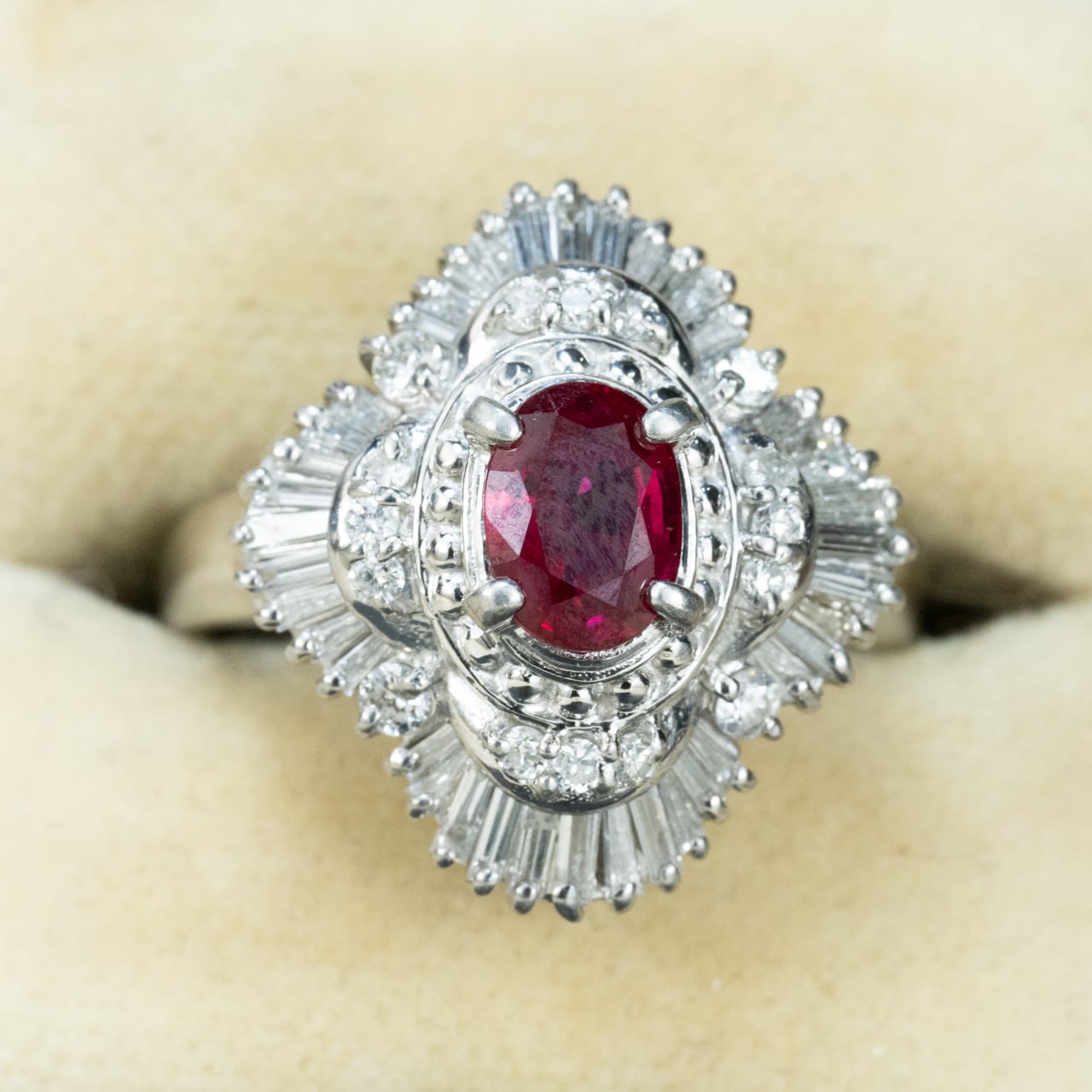 昭和ジュエリー ルビー ダイヤモンド リング Pt900 0.92ct 0.76ct ヴィンテージ 昭和レトロ プラチナ 指輪 MOR00697