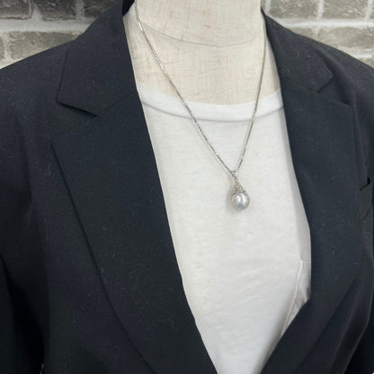 黒蝶真珠 バロックパール Pt850 / Pt900 ダイヤ 大粒バロックパール ペンダント ヴェネチアンチェーン 付きネックレス 45cm ｜ヴィンテージ 透かし細工 MOP00291