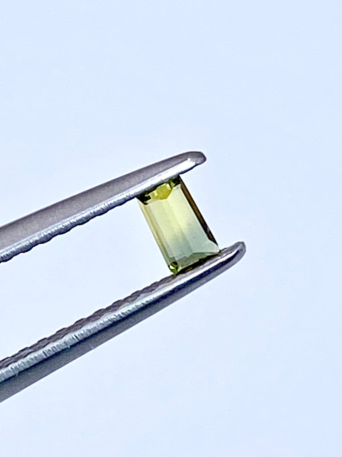 バイカラーサファイア 0.135ct ルース