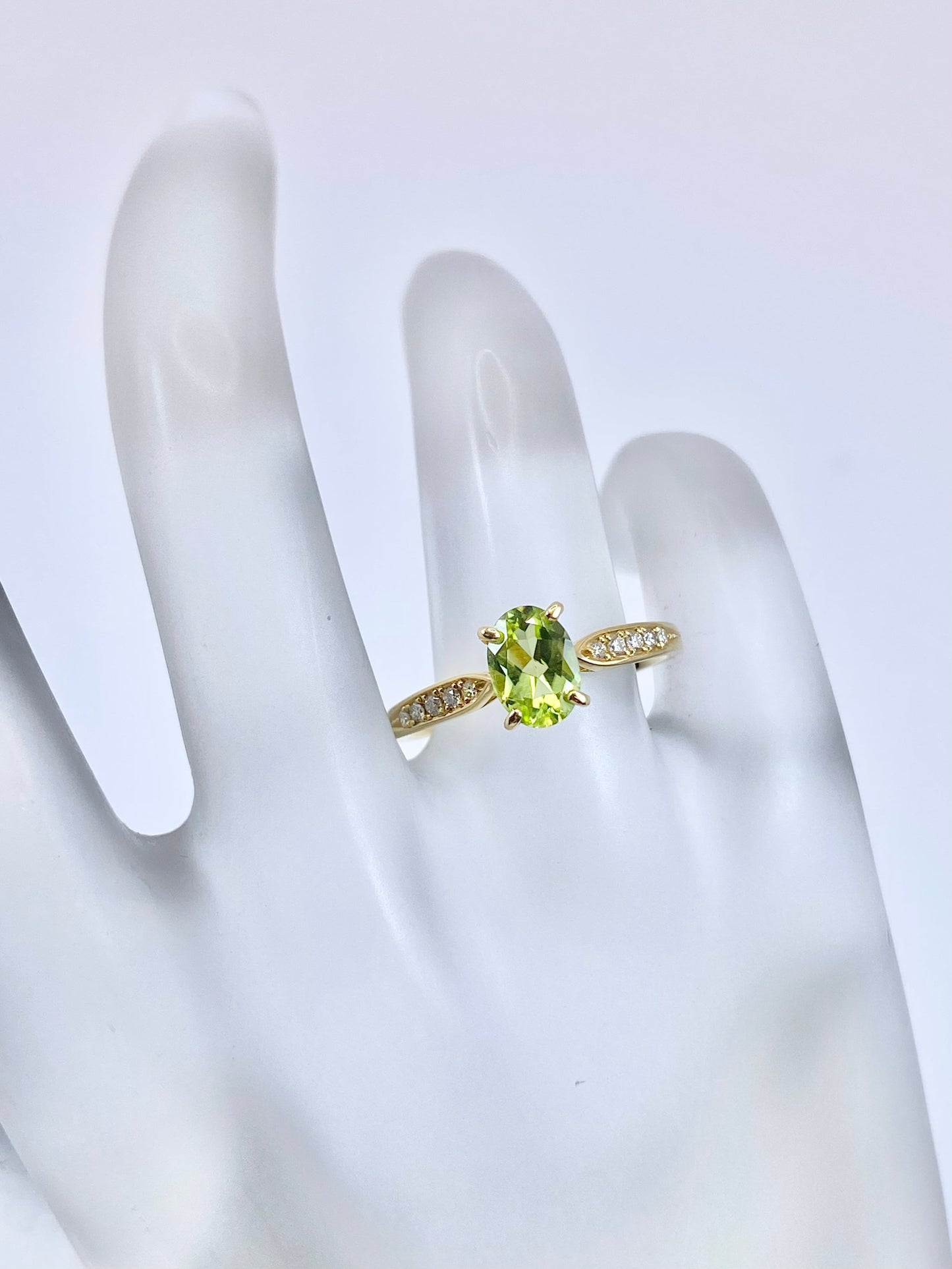 ペリドット 0.74ct / ダイヤモンド 計0.08ct K18 リング 11号【リフレッシュメント(新品仕上げ・補修・洗浄等済)】【3日以内返品可（※カード/キャリア決済の場合）】