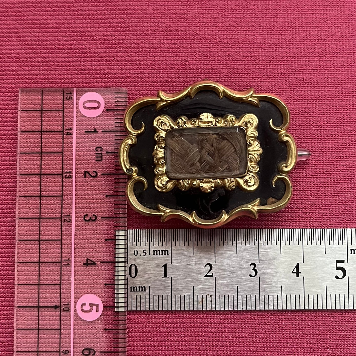 アンティークジュエリー イギリス アンティーク モーニング hair 編み込み ジュエリー ブローチ 1848  K9  〜愛と追憶のメモリアルジュエリー〜 DBR00141