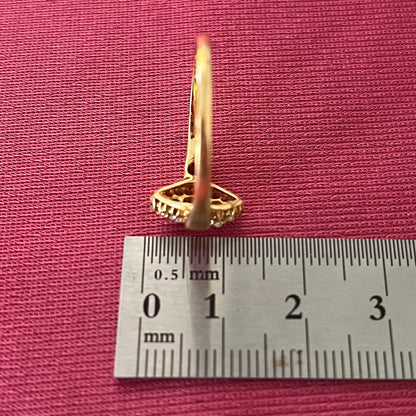 アンティークジュエリー イギリス アンティークリング K18 ルビー＆ダイヤモンド 〜 クッションカットの深紅ルビーと氷砂糖のようにきらめくアンティークカットダイヤモンドのきらめき〜DR00702