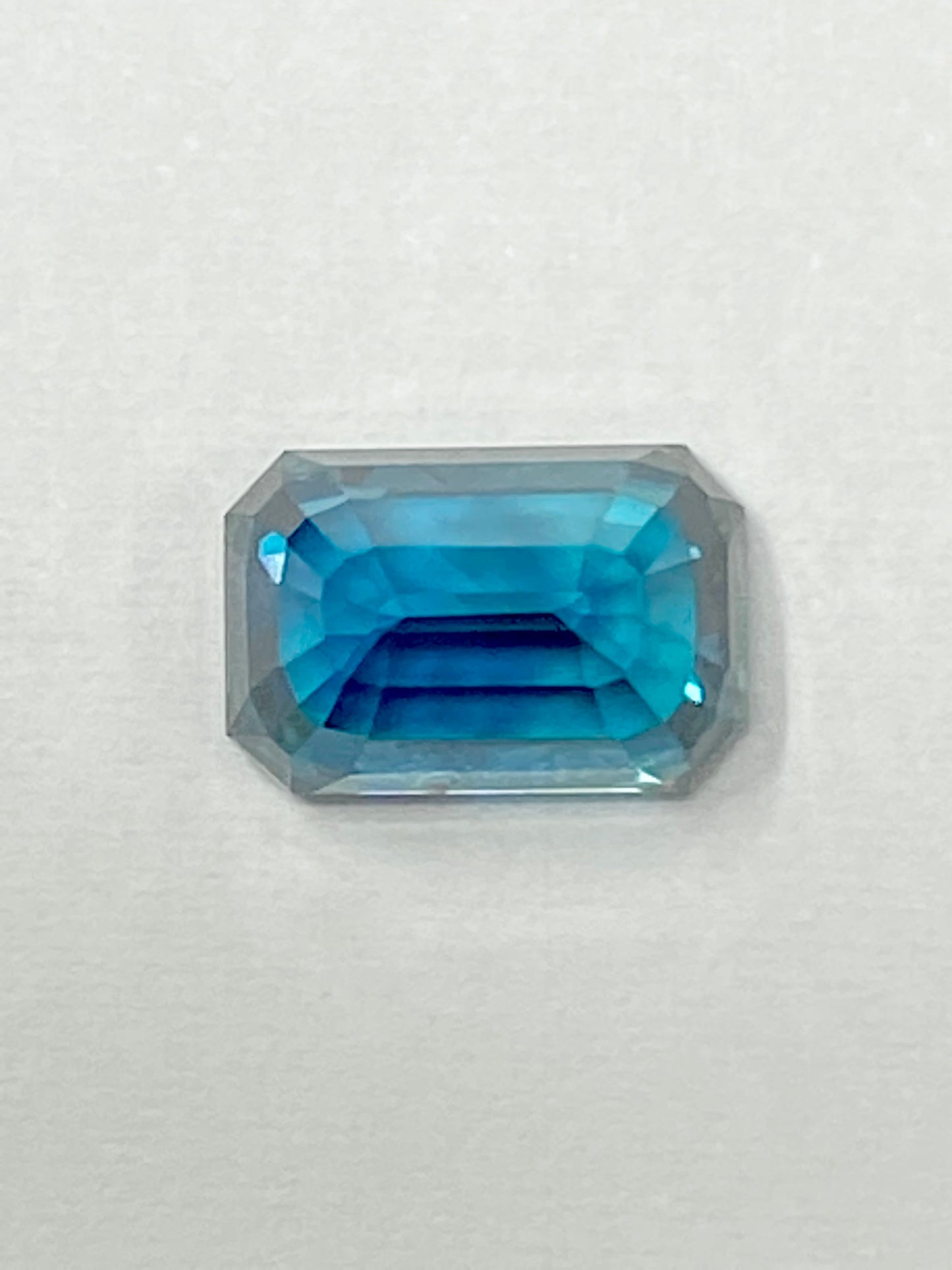ブルージルコン 4.88ct ルース 4枚目