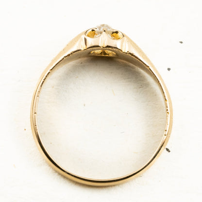 イギリスアンティーク ジュエリー K18 オールドマインカットダイヤモンド 約0.5ct ベルチャーセッティング 1905年製 バーミンガム 彫り装飾 ゴールド リング DR00776  Daisy Ring