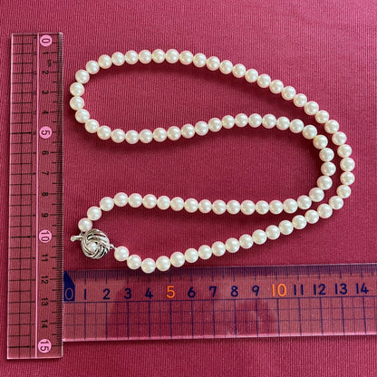 【日本の作品】パール 6.8-6.9mm珠 58cm シンプル セミロング ネックレス 〜冠婚葬祭に使いやすいシンプルデザイン〜MON00284