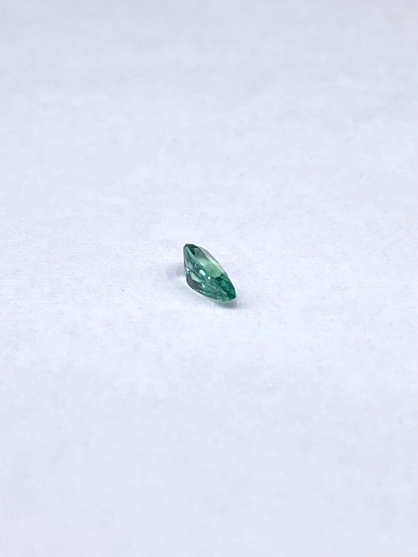 ラズーライト天藍石0.150ct ルース 4枚目