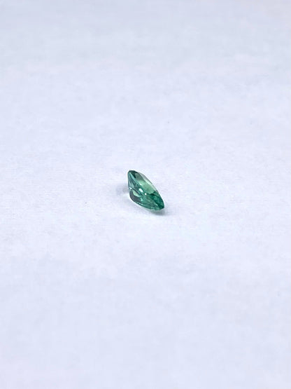 ラズーライト天藍石0.150ct ルース 4枚目