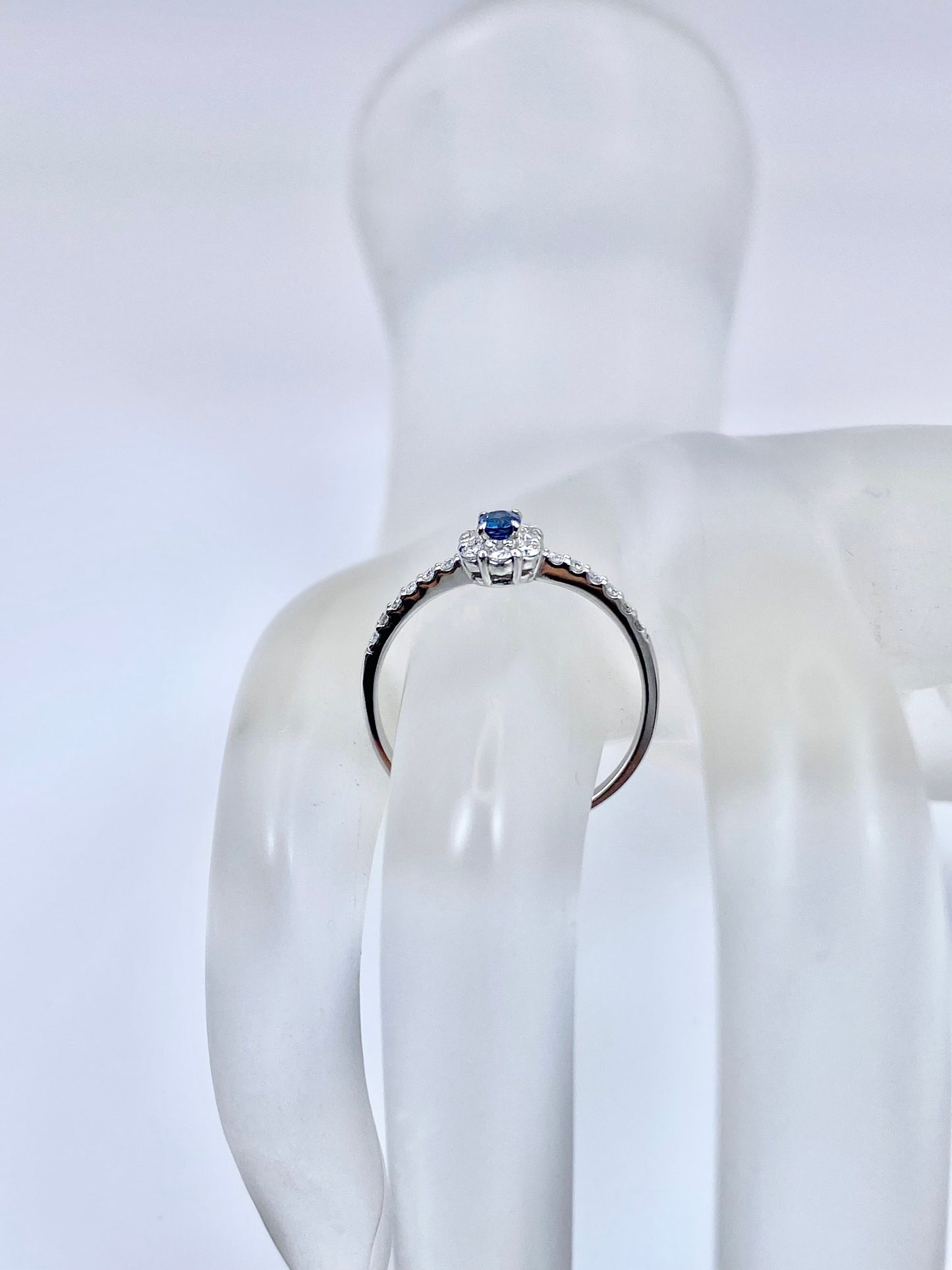 ペリドット 0.74ct / ダイヤモンド 計0.08ct K18 リング 11号【リフレッシュメント(新品仕上げ・補修・洗浄等済)】【3日以内返品可（※カード/キャリア決済の場合）】