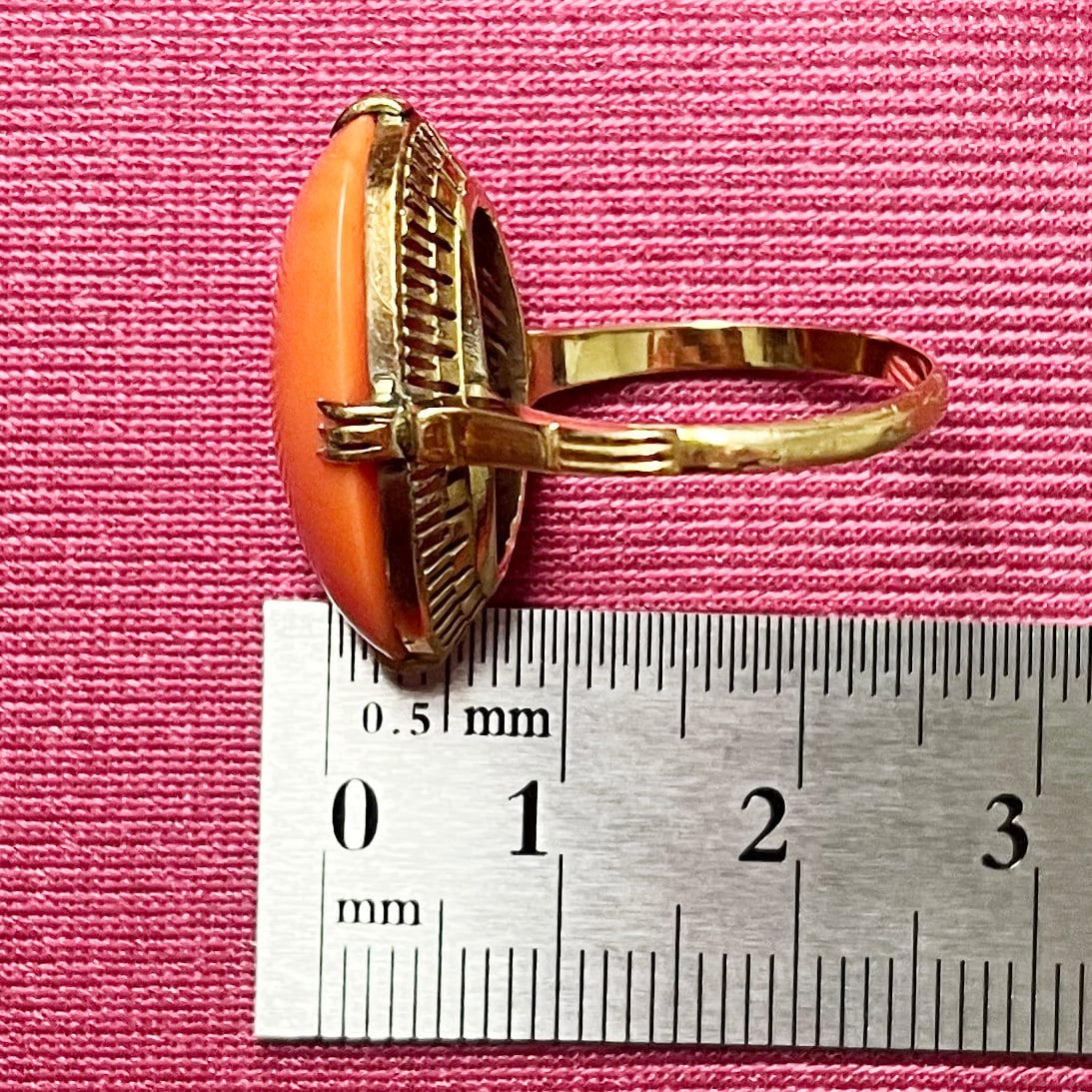 昭和ジュエリー 桃色珊瑚 サンゴ リング K18 ヴィンテージ 昭和レトロ 千本透かし オーバル コーラル 指輪 OKR00151