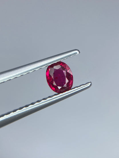 非加熱ピジョンブラッドルビー 0.31ct ルースAIGS鑑別付 2枚目