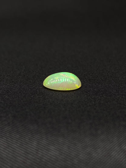 オパール 1.95ct ルース幅広ベール状オーロラ/炎のような劇的色彩変化 7枚目