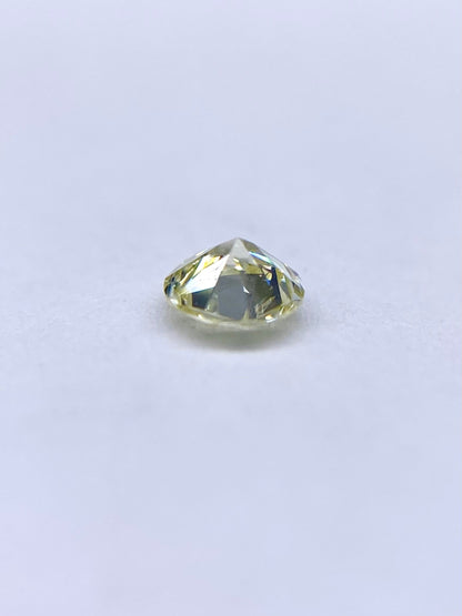 底面にスターが浮かぶ★ 特殊カットダイヤモンド 0.154ct ルース中央宝石研究所ソーティング付 5枚目