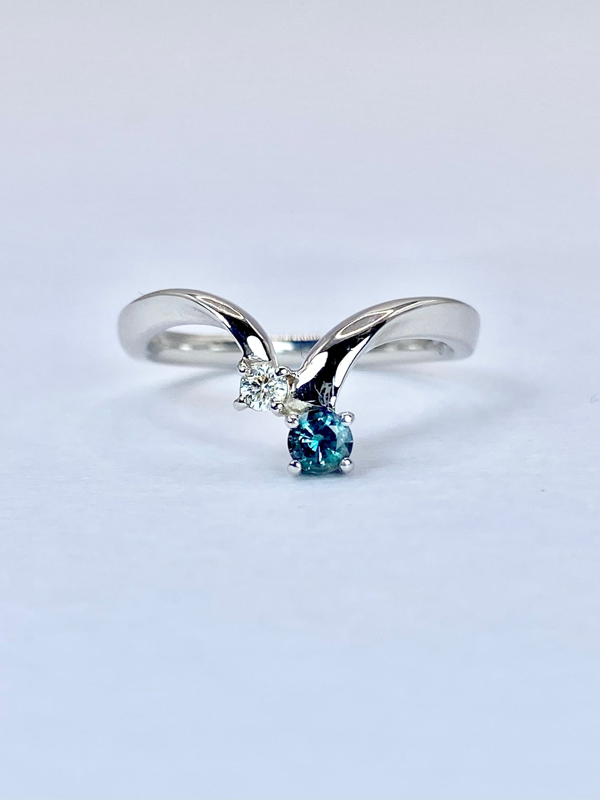 アレキサンドライト 0.144ct ダイヤモンド 0.05 Pt900 リング 10号リフレッシュメント新品仕上げ・補修・洗浄等済3日以内返品可※カード/キャリア決済の場合 2枚目