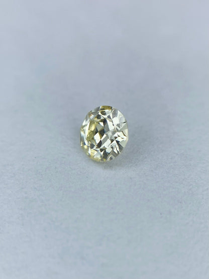 底面にスターが浮かぶ★ 特殊カットダイヤモンド 0.154ct ルース中央宝石研究所ソーティング付 2枚目