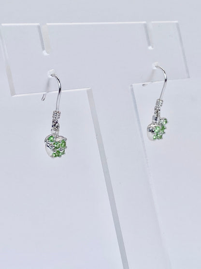 青りんご新品グリーンガーネット 0.09/0.09ct K18WG ピアス 3枚目