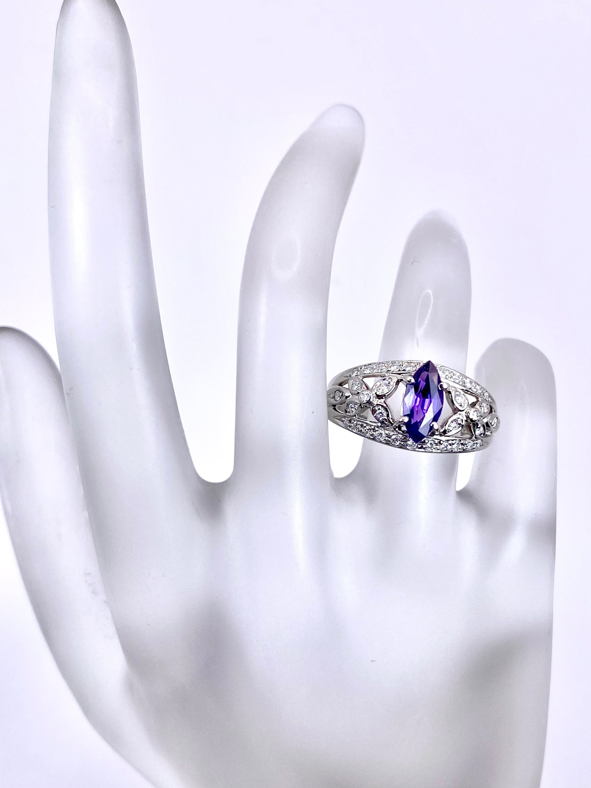 バイオレットサファイア 1.23ct / ダイヤモンド 計0.27ct Pt900 リング 16号リフレッシュメント新品仕上げ・補修・洗浄等済3日以内返品可※カード/キャリア決済の場合 10枚目