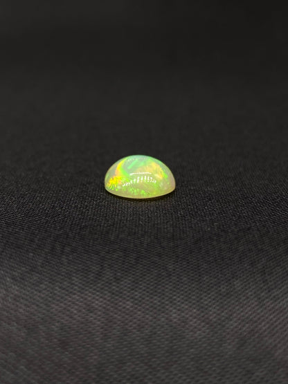 オパール 1.95ct ルース幅広ベール状オーロラ/炎のような劇的色彩変化 6枚目